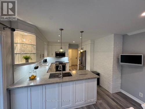 10 Dafoe Street, Uxbridge, ON - Indoor Photo Showing Kitchen With Double Sink