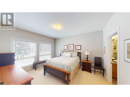 222 Boulder Creek, Cranbrook, BC - Indoor Photo Showing Bedroom