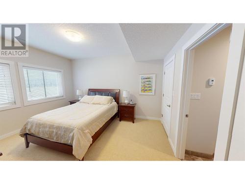 222 Boulder Creek, Cranbrook, BC - Indoor Photo Showing Bedroom