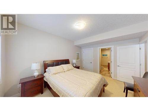 222 Boulder Creek, Cranbrook, BC - Indoor Photo Showing Bedroom