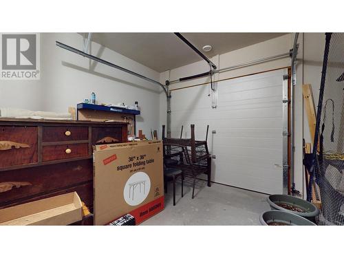 222 Boulder Creek, Cranbrook, BC - Indoor Photo Showing Garage