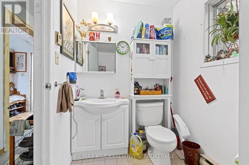 2800 Highway 15, Rideau Lakes, ON - Indoor Photo Showing Bathroom