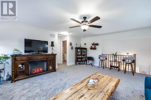 9 Corbett Street, Port Hope, ON - Indoor Photo Showing Living Room