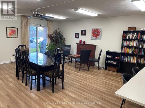 201 - 4209 Hixon Street, Lincoln (982 - Beamsville), ON - Indoor Photo Showing Dining Room