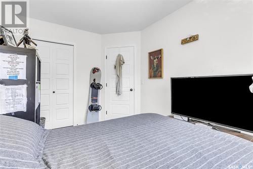 322 Levalley Cove, Saskatoon, SK - Indoor Photo Showing Bedroom