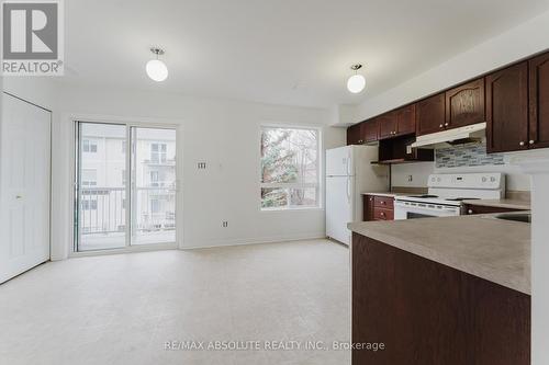 240 Gershwin Pivate, Ottawa, ON - Indoor Photo Showing Kitchen