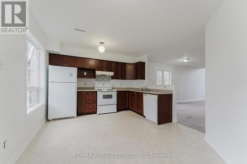 240 Gershwin Pivate, Ottawa, ON - Indoor Photo Showing Kitchen With Double Sink