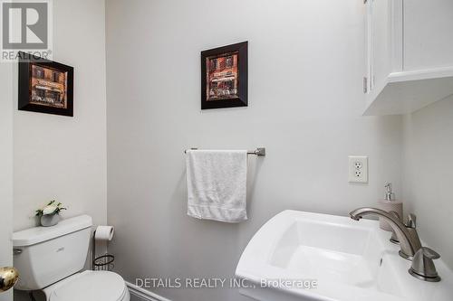 303 Dovercourt Avenue S, Ottawa, ON - Indoor Photo Showing Bathroom