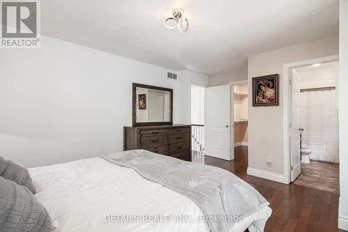 303 Dovercourt Avenue S, Ottawa, ON - Indoor Photo Showing Bedroom