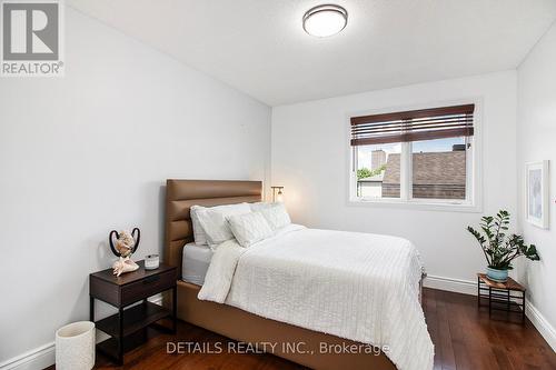 303 Dovercourt Avenue S, Ottawa, ON - Indoor Photo Showing Bedroom