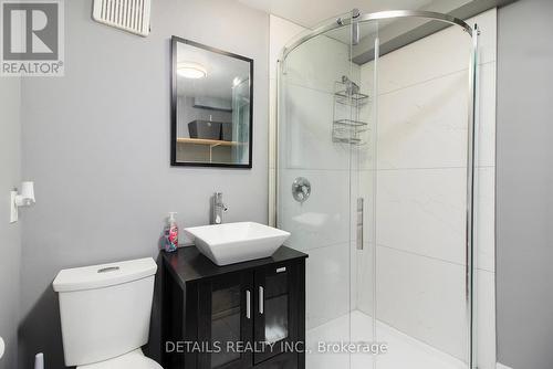 303 Dovercourt Avenue S, Ottawa, ON - Indoor Photo Showing Bathroom