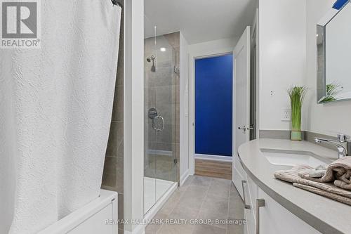 5 - 511 Gladstone Avenue S, Ottawa, ON - Indoor Photo Showing Bathroom