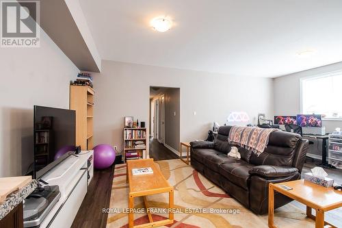 805B Dundas Street W, Whitby (Downtown Whitby), ON - Indoor