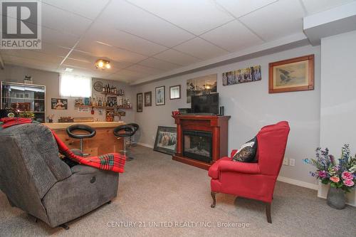 2440 Woodglade Boulevard, Peterborough (Monaghan), ON - Indoor Photo Showing Other Room