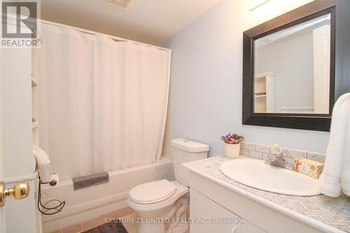 2440 Woodglade Boulevard, Peterborough (Monaghan), ON - Indoor Photo Showing Bathroom