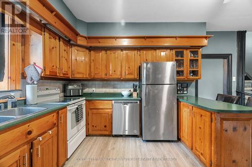 77 Anne Street, South Huron (Exeter), ON - Indoor Photo Showing Kitchen