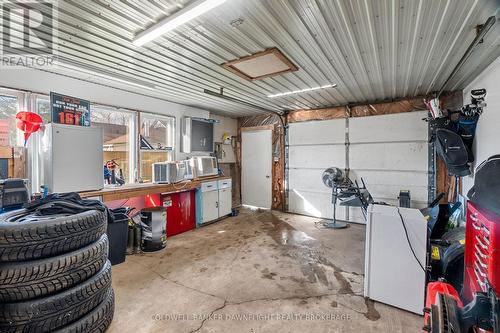 77 Anne Street, South Huron (Exeter), ON - Indoor Photo Showing Garage