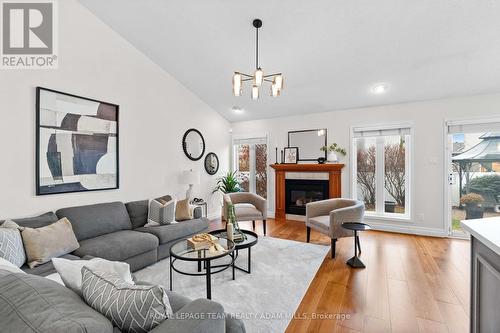 52 Settler'S Ridge Way, Ottawa, ON - Indoor Photo Showing Living Room With Fireplace