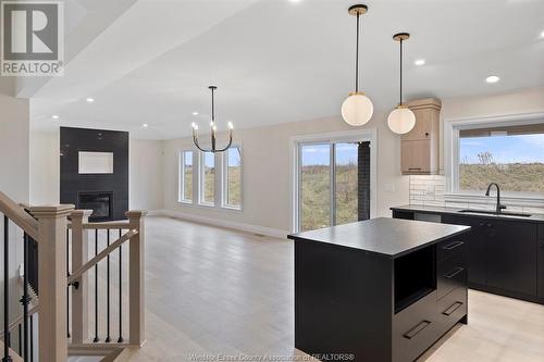 1249 Campana Crescent, Lakeshore, ON - Indoor Photo Showing Kitchen With Double Sink With Upgraded Kitchen