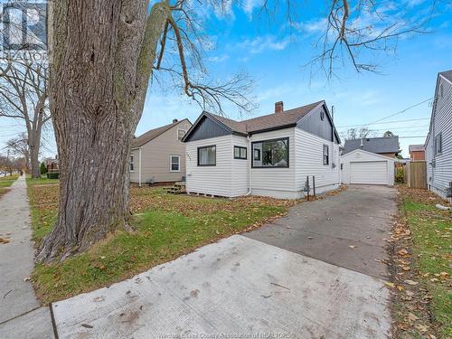 1972 George Avenue, Windsor, ON - Outdoor