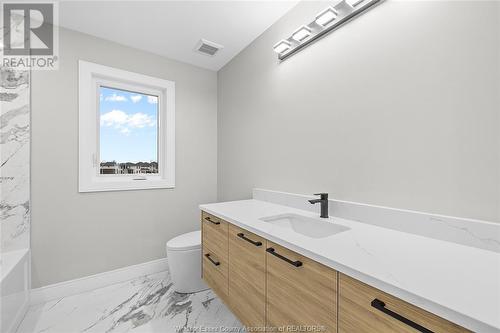 4970 Terra Bella, Lasalle, ON - Indoor Photo Showing Bathroom