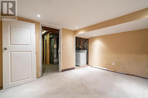 47 Bobolink Road, Hamilton, ON - Indoor Photo Showing Other Room