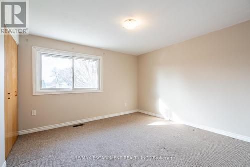 47 Bobolink Road, Hamilton, ON - Indoor Photo Showing Other Room