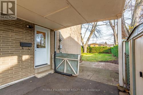 47 Bobolink Road, Hamilton, ON - Outdoor With Exterior