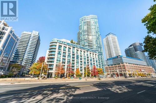 318 - 600 Fleet Street, Toronto, ON - Outdoor With Facade