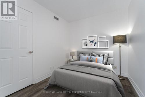 318 - 600 Fleet Street, Toronto, ON - Indoor Photo Showing Bedroom