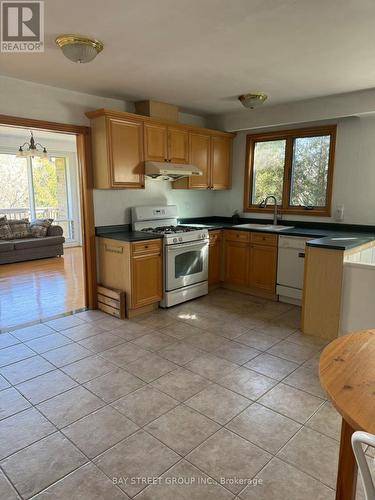 147 Burbank Drive, Toronto, ON - Indoor Photo Showing Kitchen