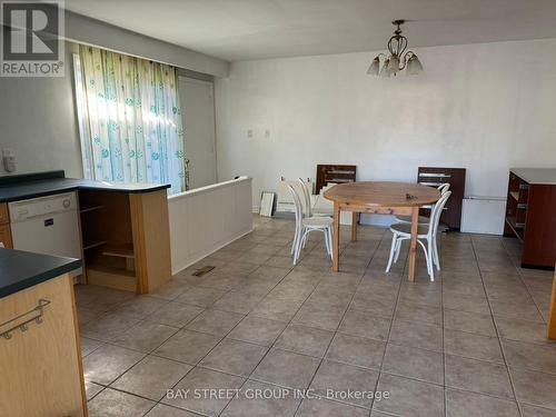 147 Burbank Drive, Toronto, ON - Indoor Photo Showing Dining Room