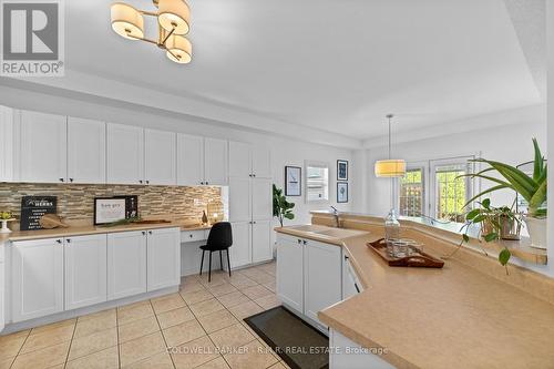 74 Elder Crescent, Whitby (Brooklin), ON - Indoor Photo Showing Kitchen