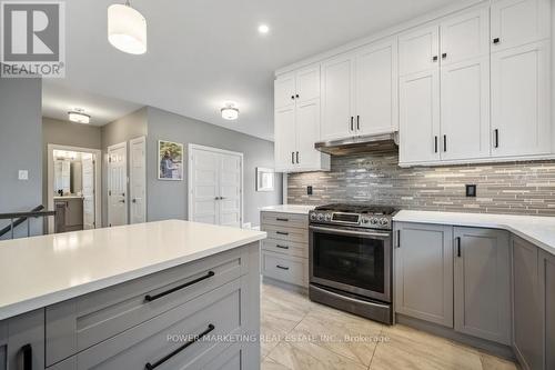 409 Colmar Street, Russell, ON - Indoor Photo Showing Kitchen With Upgraded Kitchen