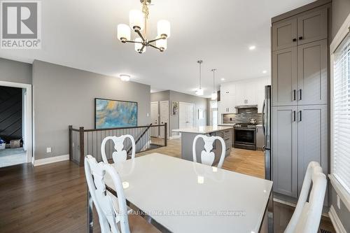 409 Colmar Street, Russell, ON - Indoor Photo Showing Dining Room