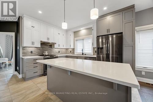 409 Colmar Street, Russell, ON - Indoor Photo Showing Kitchen With Upgraded Kitchen