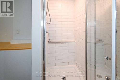 18 - 1310 Fieldlight Boulevard, Pickering, ON - Indoor Photo Showing Bathroom