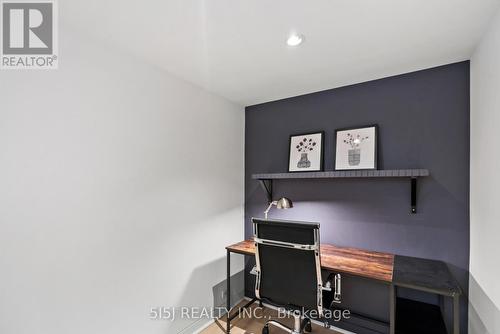 421 Craven Road, Toronto, ON - Indoor Photo Showing Office