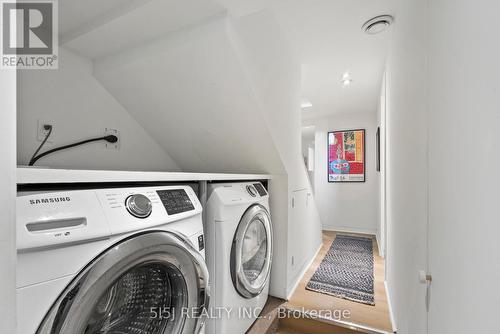 421 Craven Road, Toronto, ON - Indoor Photo Showing Laundry Room