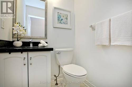 10 Primont Drive, Richmond Hill, ON - Indoor Photo Showing Bathroom