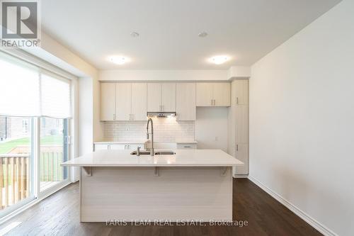 48 Mcbride Trail, Barrie, ON - Indoor Photo Showing Kitchen