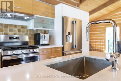 795744 Grey Road 19, Blue Mountains, ON - Indoor Photo Showing Kitchen