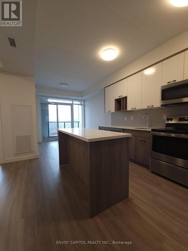 1201 - 49 Walnut Street S, Hamilton, ON - Indoor Photo Showing Kitchen