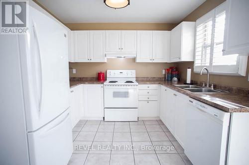 166 Olivetree Road, Brantford, ON - Indoor Photo Showing Kitchen With Double Sink