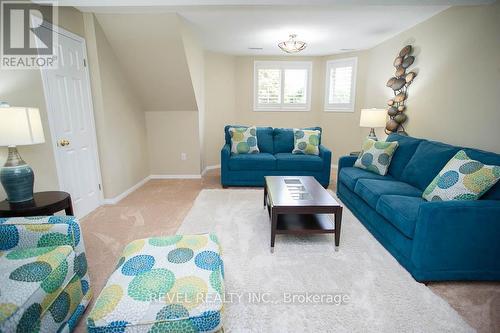 166 Olivetree Road, Brantford, ON - Indoor Photo Showing Living Room