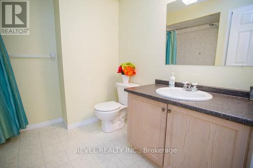 166 Olivetree Road, Brantford, ON - Indoor Photo Showing Bathroom