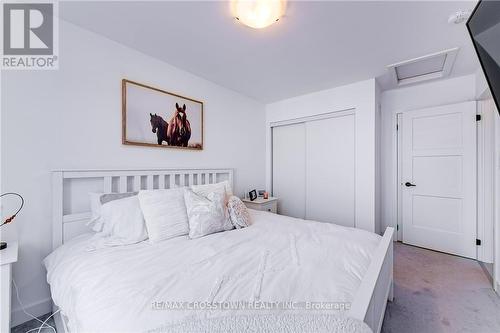 66 Pumpkin Corner Crescent, Barrie, ON - Indoor Photo Showing Bedroom