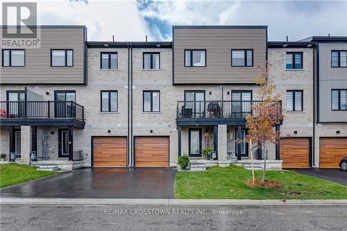 66 Pumpkin Corner Crescent, Barrie, ON - Outdoor With Facade