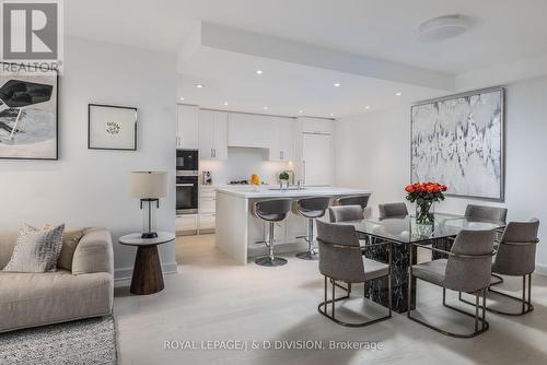 612 - 1 Strathgowan Avenue, Toronto, ON - Indoor Photo Showing Dining Room