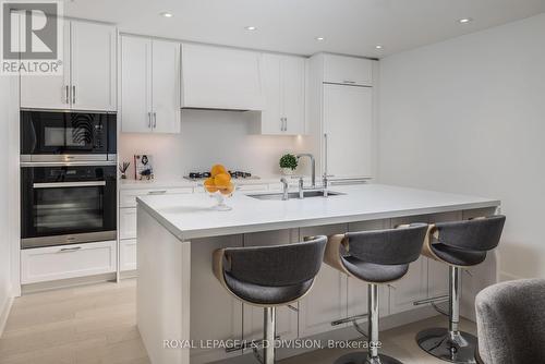 612 - 1 Strathgowan Avenue, Toronto, ON - Indoor Photo Showing Kitchen With Double Sink